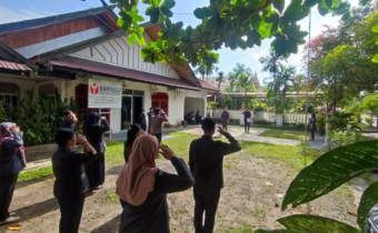 Apel rutin Senin pagi di halaman kantor Bawaslu Kota Palangka Raya, Senin (8/6/2026)