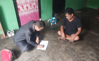 Laksanakan uji petik lapangan untuk memverifikasi data warga yang telah meninggal dunia, Senin (8/6/2026)