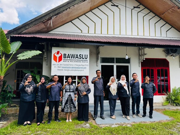 Bawaslu Kota Palangka Raya bersama Perwakilan Komisi Informasi Provinsi Kalimantan Tengah