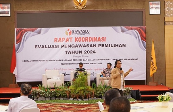 Kegiatan Rakor Evaluasi Pengawasan Pemilihan Tahun 2024 di Aquarius Boutique Hotel Palangka Raya