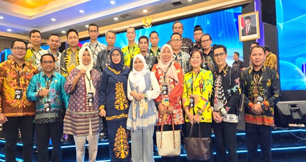Konsolnas Penguatan Tata Kelola Kelembagaan Pengawasan Pemilu yang berlangsung di Mercure Convention Center Ancol, Jakarta (08/12/2025)