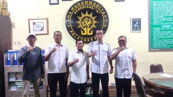 Konsolidasi Demokrasi yang dilaksanakan di Sekolah Menengah Atas Muhammadiyah 1 Palangka Raya, Rabu (15/04/2026)