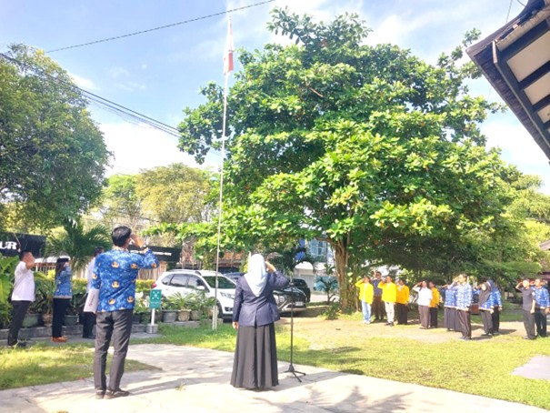 Upacara memperingati Hari Kebangkitan Nasional (Harkitnas) ke-118 tahun 2026 di Halaman Kantor Bawaslu Kota Palangka Raya, Rabu (20/05/2026)