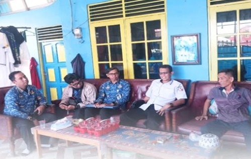 Kegiatan pengawasan terhadap pelaksanaan Pencocokan dan Penelitian Terbatas (Coktas) yang dilakukan oleh KPU Kota Palangka Raya di salah satu rumah warga di Kota Palangka Raya, Rabu (20/05/2026)