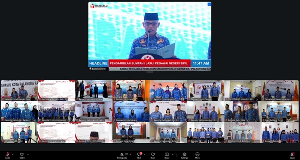 Pelantikan dan Pengambilan Sumpah/Janji Pegawai Negeri Sipil (PNS) serta Pengangkatan Pertama dalam Jabatan Fungsional di lingkungan Badan Pengawas Pemilihan Umum secara daring melalui Zoom Meeting, Selasa (19/05/2026)