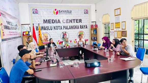 Rapat dalam Kantor (RDK) terkait tindaklanjut pengisian SPIP Terintegrasi Bawaslu Tahun 2026, Kamis (25/06/2026)