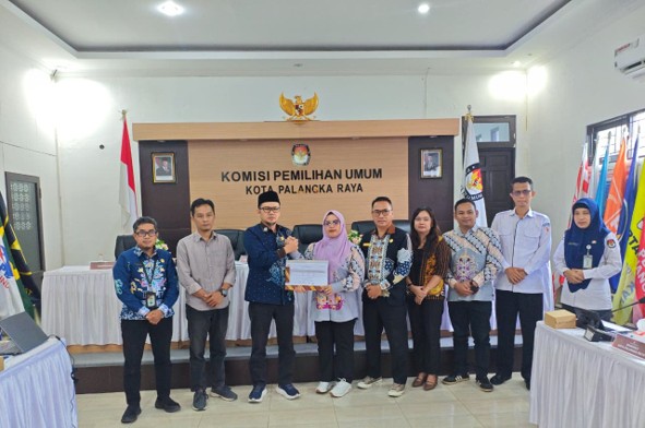Rapat Pleno Pemutakhiran Data Pemilih Berkelanjutan (PDPB) Triwulan II di Aula KPU Kota Palangka Raya, Kamis (2/7/2026).