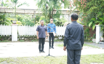 Upacara Hari Lahir Pancasila di Halaman Kantor Bawaslu Kota Palangka Raya