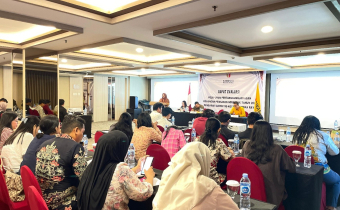 Kegiatan Evaluasi Laporan Pertanggungjawaban Keuangan Pengawas Adhoc se-Kota Palangka Raya di Swiss-BelHotel Palangka Raya