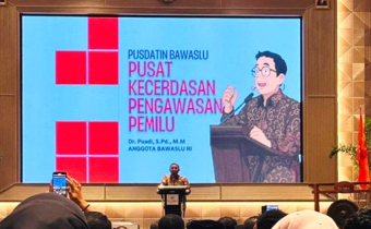 Kegiatan Rapat Koordinasi Nasional (Rakornas) Bidang Data dan Informasi Bawaslu di Claro Hotel, Makassar