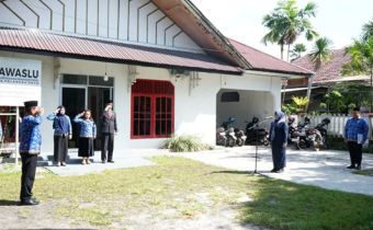 Upacara Peringatan Hari Kesaktian Pancasila (01/10) di Halaman Kantor Bawaslu Kota Palangka Raya
