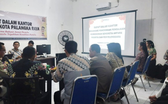 Rapat Dalam Kantor (RDK) terkait tata cara penyelesaian sengketa proses Pemilu/Pemilihan di Ruang Rapat Kantor  Bawaslu Kota Palangka Raya, (23/10/2025)