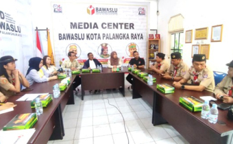 Kunjungan dari Kwartir Cabang Gerakan Pramuka Kota Palangka Raya ke Bawaslu Kota Palangka Raya