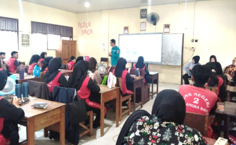 Sosialisasi Pemahaman Kepemiluan bagi para pemilih pemula di SMKN 2 Palangka Raya, Kamis (20/11/2025)