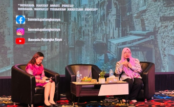 Ketua Bawaslu Kota Palangka Raya menjadi Narasumber pada kegiatan yang diselenggarakan oleh Kesbangpol Kota Palangka Raya, Kamis (27/11/2025)