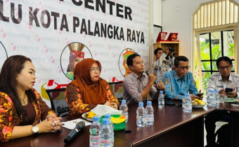 Rapat Dalam Kantor membahas Data Pemutakhiran bersama KPU Kota Palangka Raya, Kamis (13/11/2025)