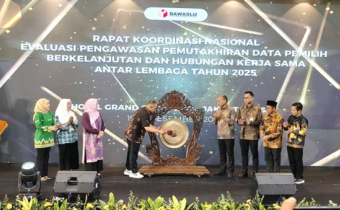 Pembukaan Rapat Koordinasi Nasional Evaluasi Pengawasan Pemutakhiran Data Pemilih Berkelanjutan (PDPB) dan Hubungan Kerja Sama Antar Lembaga Tahun 2025
