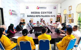 Bawaslu Kota Palangka Raya menggelar kegiatan Konsolidasi Demokrasi bersama Himpunan Mahasiswa Islam (HMI) dan Korps HMI-Wati (KOHATI) Palangka Raya, Rabu (11/02)