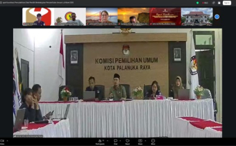 Rapat Koordinasi Pemutakhiran Data Pemilih Berkelanjutan (PDPB) Triwulan I Tahun 2026 yang dilaksanakan oleh KPU Kota Palangka Raya via Zoom Meeting, Selasa (31/03/2026)