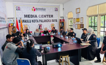 Rapat Dalam Kantor (RDK) terkait persiapan Monitoring dan Evaluasi Keterbukaan Informasi Publik, Selasa (09/06/2026)